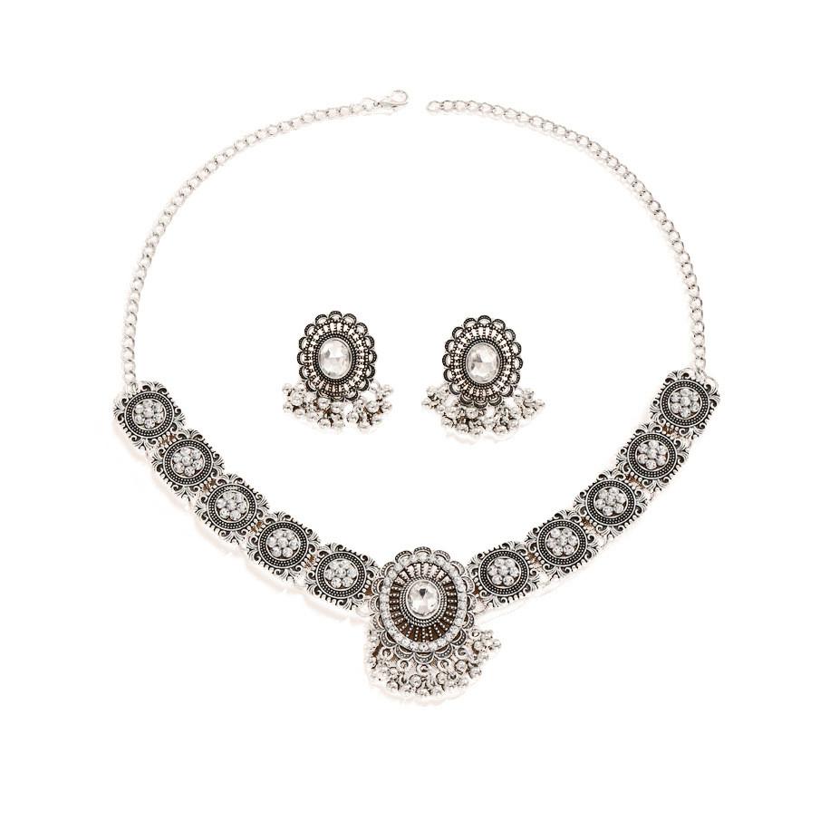 Vintage Geometric Silver Necklace Earring Set For Women With Glittering Crystals Spring