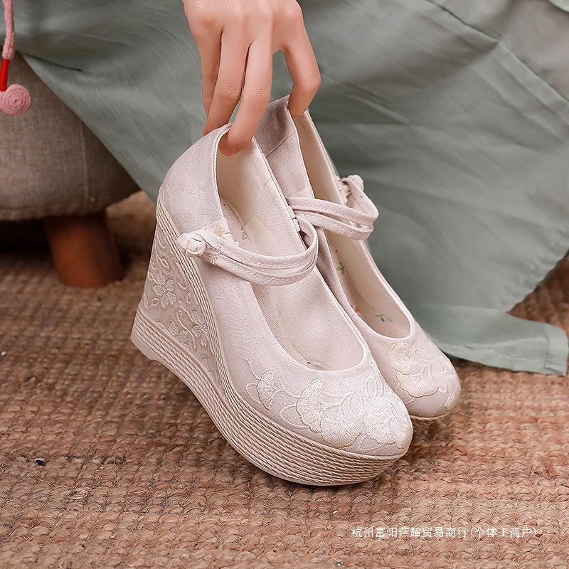 Chunxin ancient style women's shoes Hanfu shoes ethnic style slope heel ancient style heel waterproof table embroidered shoes national style cloth