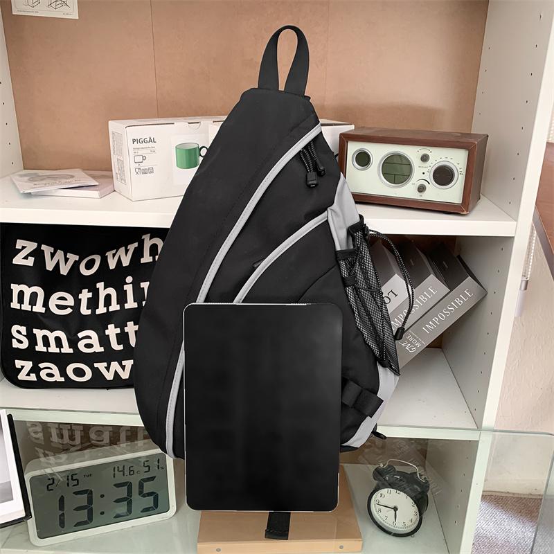 Retro Wasserabweisende Sport-Brusttasche mit großem Fassungsvermögen Studenten-Umhängetasche