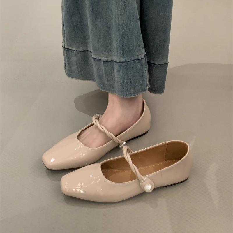 French single shoes women's summer 2025 autumn new gentle temperament low heel Mary Jane versatile flat small leather shoes soft
