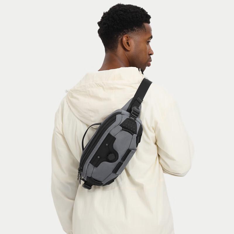OEING Men s Chest Sling Waist Bag