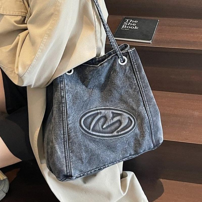 Washed Denim Stray Bag Chain Jingle Bag Large Capacity Bag Women's Wasteland Wind Oblique Span Shoulder Tote Bag