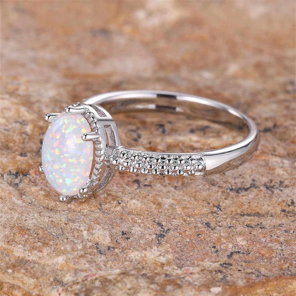 White Fire Opal Big Oval Ring Cute Egg Shape Stone Engagement Rings For Women Antique Silver Color Wedding Bands Fashion Jewelry