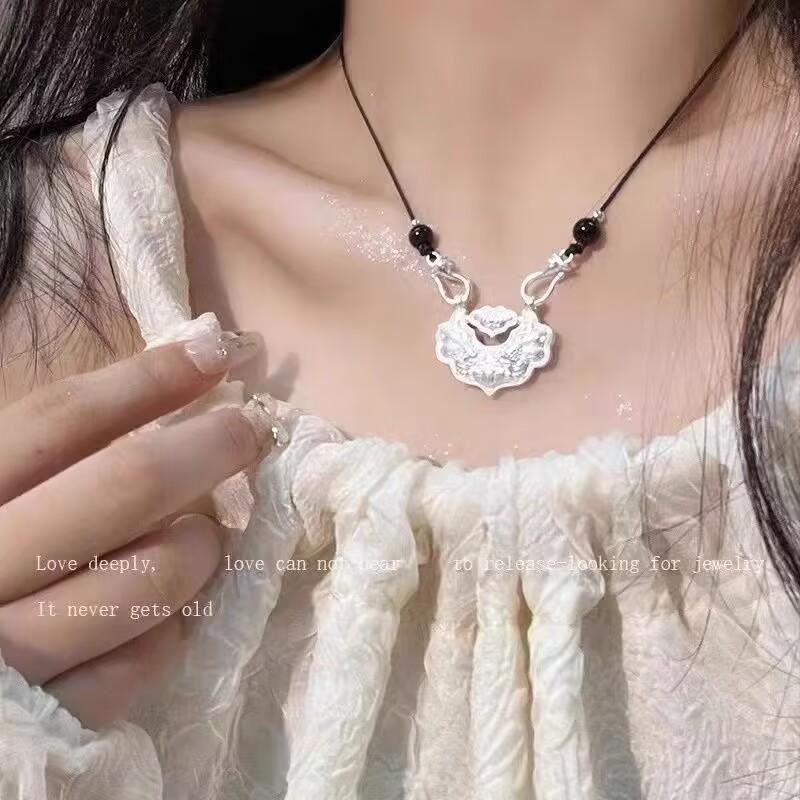 Retro Trojan Horse Beaded Necklace Women s Summer Temperament Neck Chain Accessories Premium Clavicle Chain