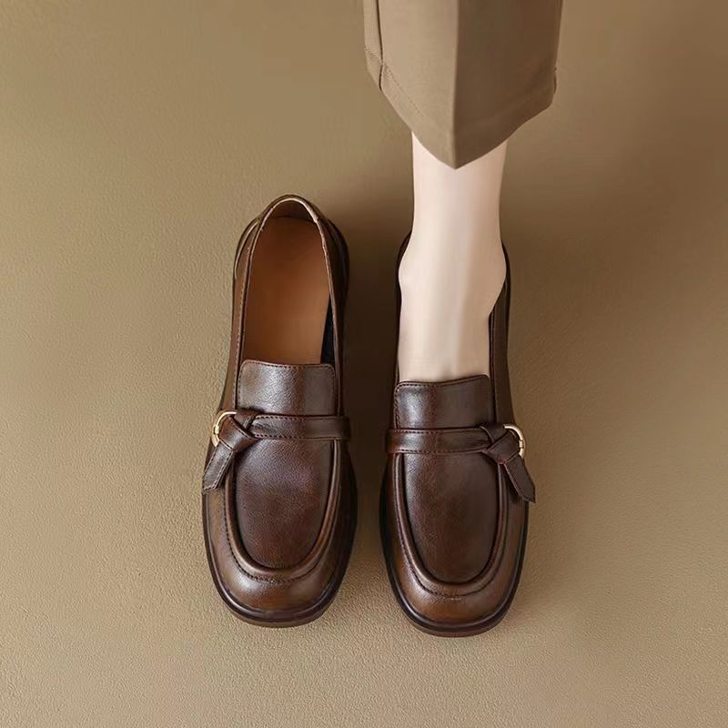 Chaussures en cuir souples style anglais 2025 nouvelles chaussures Le Fu polyvalentes à bout rond chaussures plates pour femmes chaussures mocassins