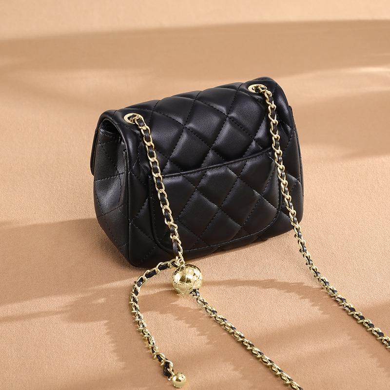 Bags New trendy leather women's bags Crossbody bags Fashion versatile diamond chain bags Shoulder small bags Luggage