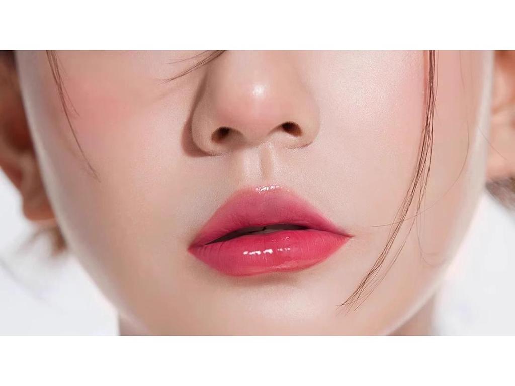 AZTK MJ02 Lip Jelly: Moisturizing, Mirror-Gloss Lip Balm for a Pure, Shiny, and Luminous Look.