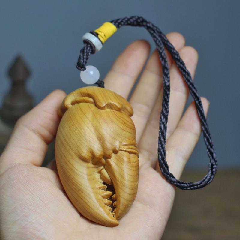 

Muy Bien резьба по дереву плоскогубцы для краба ремесленная подвеска на удачу автомобиля зеркало заднего вида посылка подвесной декор домашние украшения фэн-шуй