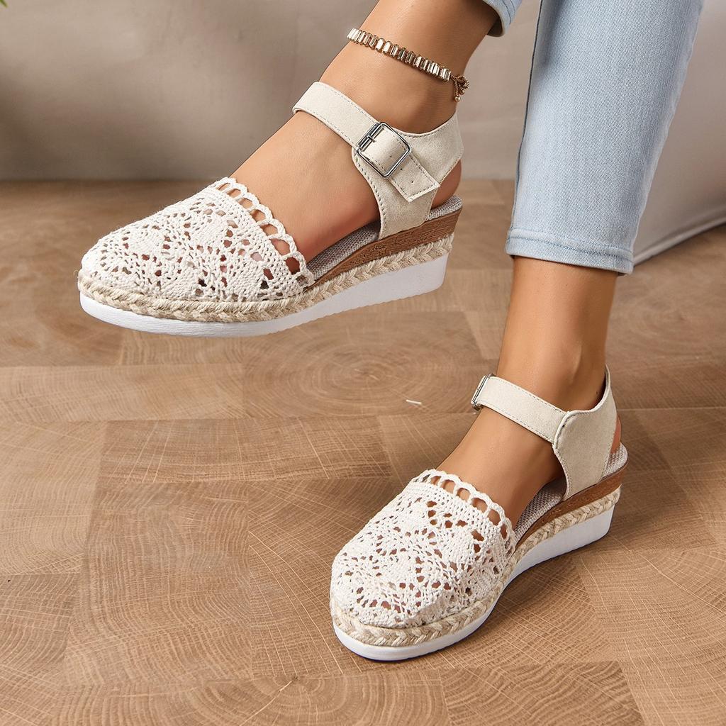 Fashion Summer New Hollow Women Platform Sandals Large Size Closed Toe Women Wedge Shoes Casual Heeled Shoes for Women Wedges Sandals