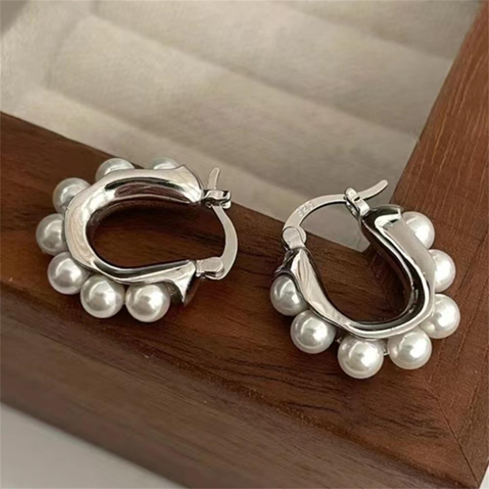 Жемчужные жидкие серьги Корейские серьги легкой роскоши дизайн серьги-гвоздики серьги