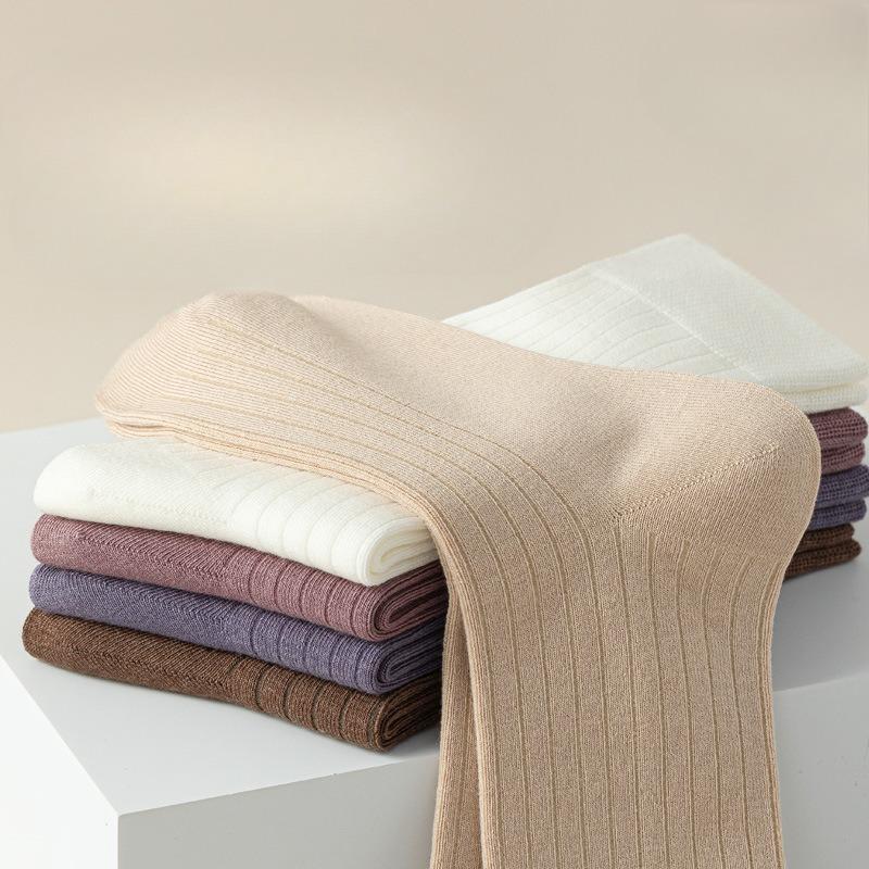 Women's Autumn and Winter Vertical Striped Warm Long Stockings, Antibacterial, Deodorizing, Sweat-absorbing Long Stockings, Stack Socks