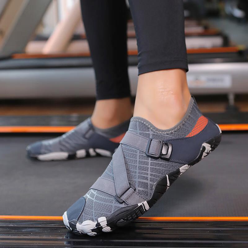 Alliance Messenger Unisex Five-Finger Indoor Training Shoes EU 35