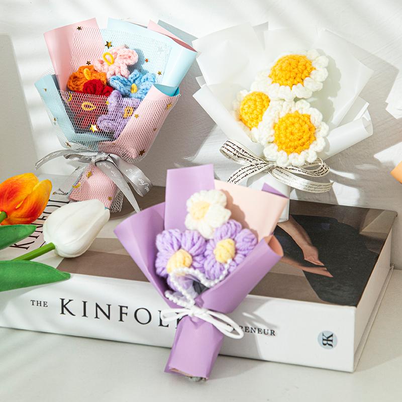 Kitting Flower Bouquet Crochet Flower Artificial Woven Flower Wedding Guests Gifts Teacher's Day Christmas Gifts