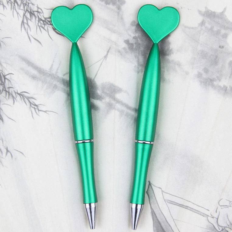 Five-Star Twisting Heart Butterfly Christmas Ballpoint Pen