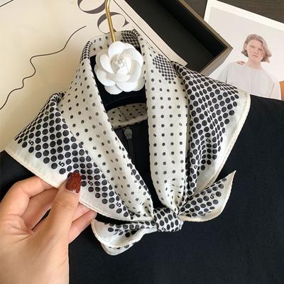 Accessori – Sciarpe e foulard
