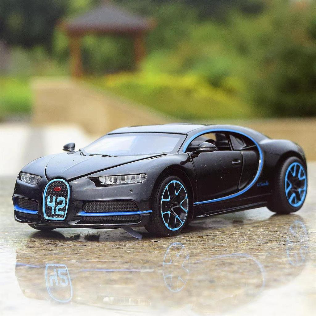 Bugatti Chiron Supersport Simulace Odlévaná a Hračková Vozidla Zvuky a Světlo Natahovací Auto 1:32 Dárky z modelů ze slitin pro děti