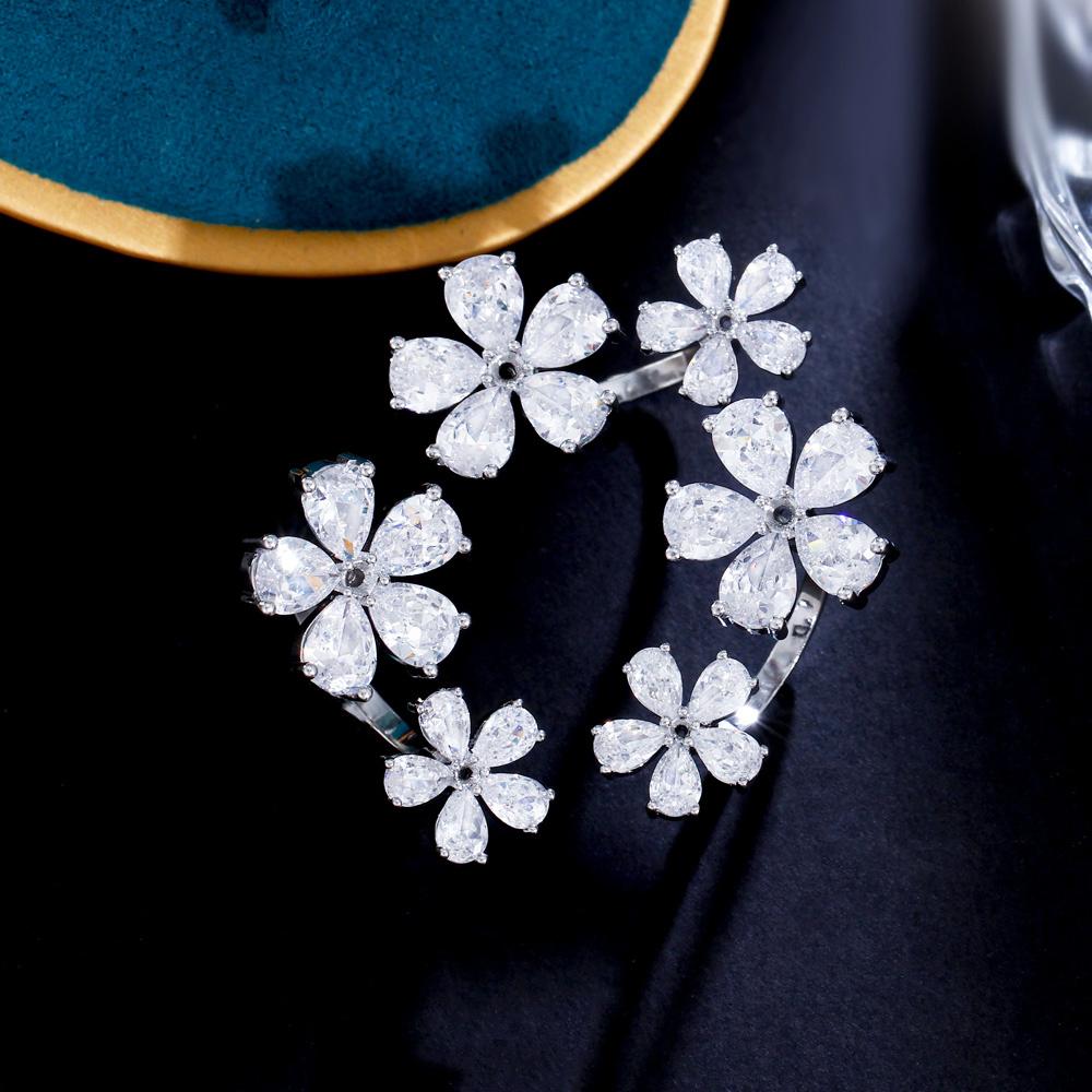CMM Jewelry Clear White Cubic Zirconia Lovely Open Cuff Adjustable Flower Rings for Women Wedding Bridal Jewellery Accessories