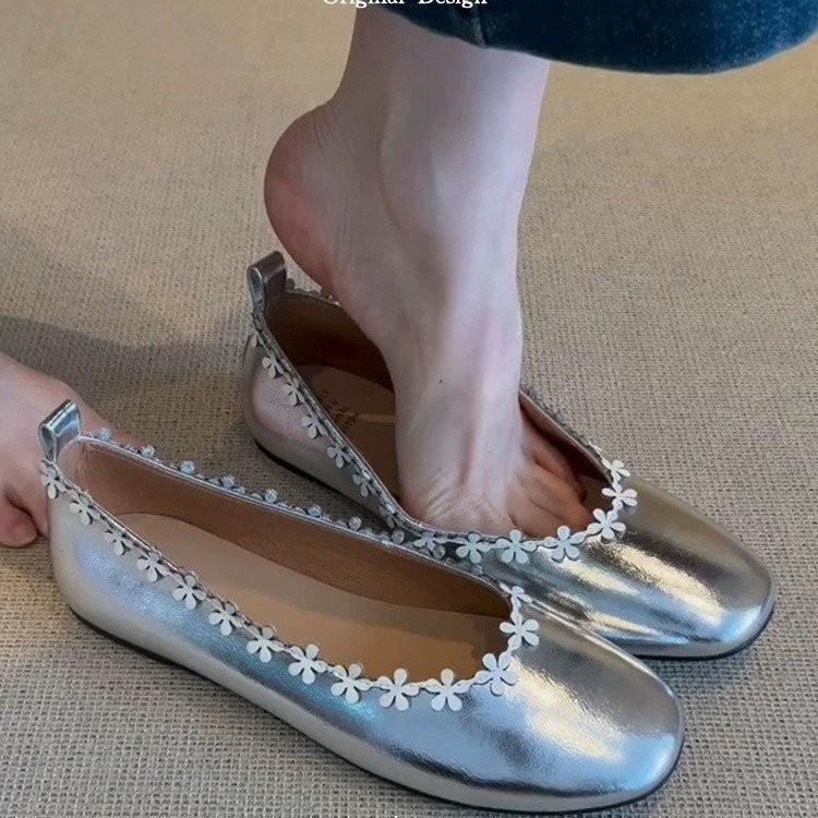 

Flower purple light mouth small single shoes women s age reduction one pedal low heel Chinese Mary Jane shoes 40