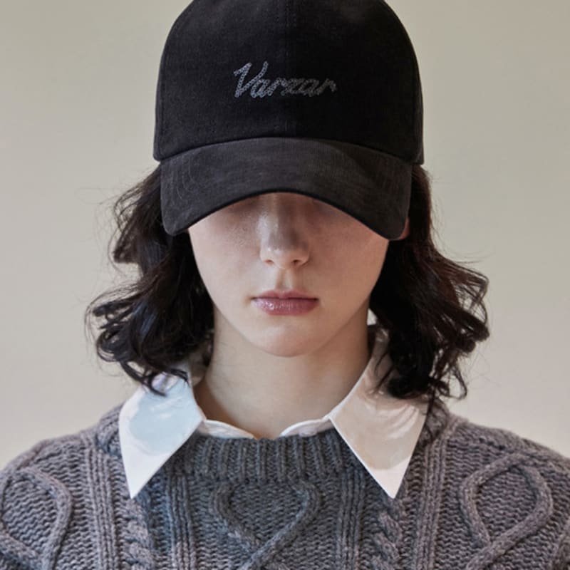 

VARZAR Chain Logo Corduroy OG Fit Ball Cap Black FREE