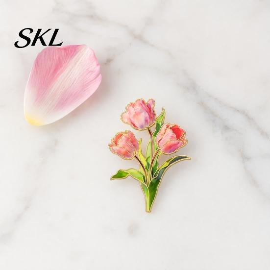 Decorative Clothing Pin Brooch Pin, Enamel Flower Design with Smooth Edges, Artistic Lightweight Zinc Alloy Badge for Jackets Scarves Bags Gift Lapel