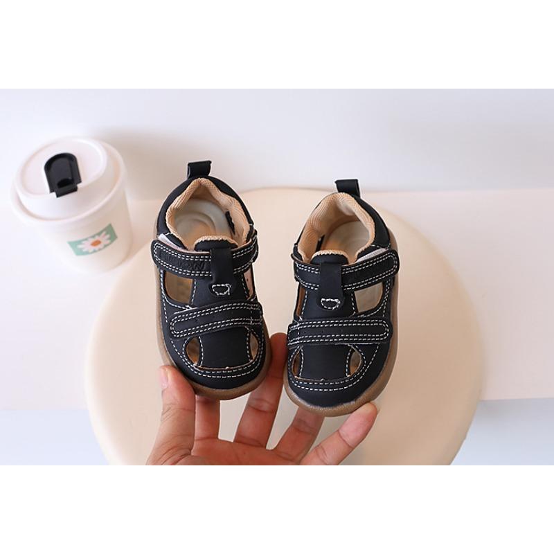 New summer closed-toe sandals for baby girls, versatile soft-soled anti-collision walking shoes 16