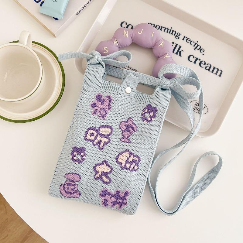 

The New Niche Design Cute Cartoon Mini Knitted Mobile Phone Bag All-match Compact and Portable Commuter Messenger Small Square Bag