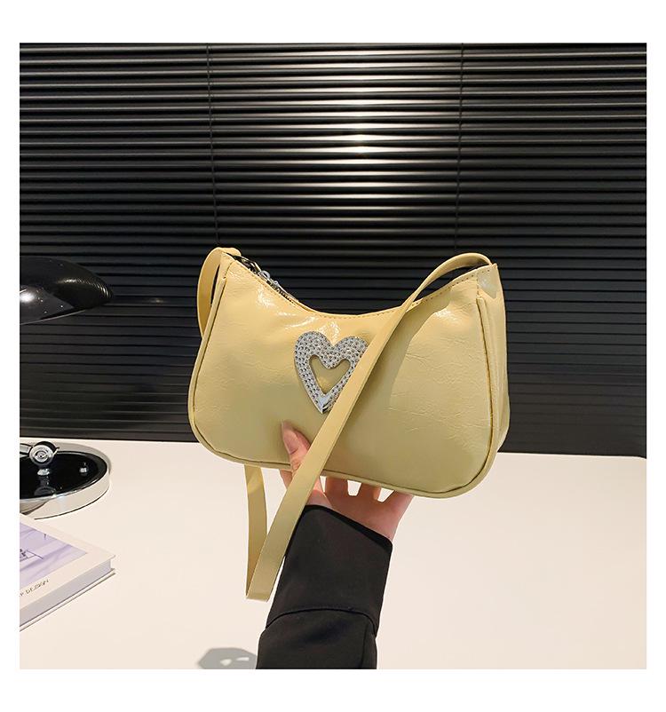 

Трендовая сумка-кроссбоди полумесяц 2024 - Стильная летняя женская сумка через плечо жёлтый