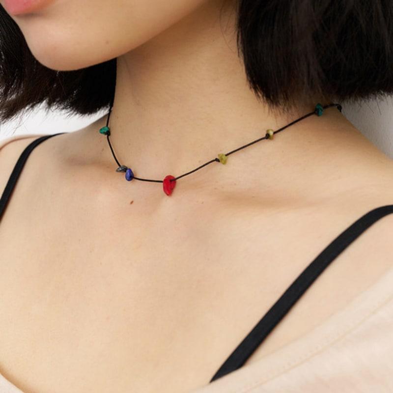 geegee gemmy string chocker necklace