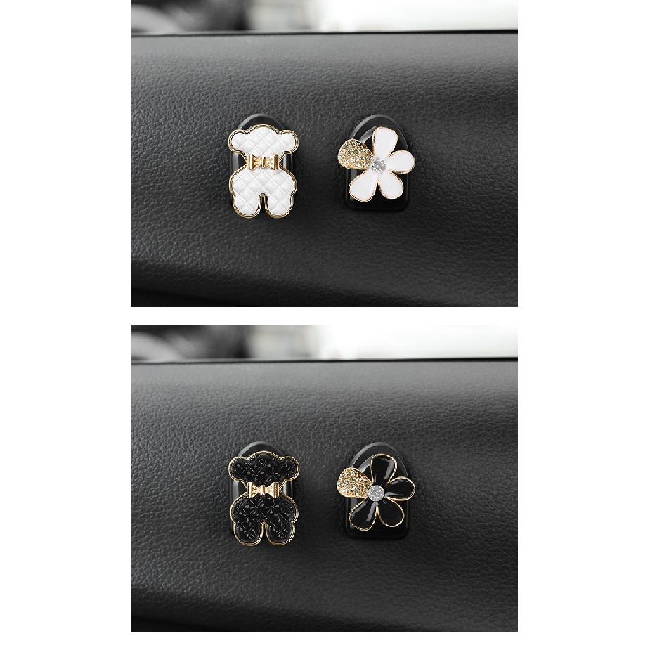 Mini Hook In The Car Center Console Seat Back Camellia, Bear, Multi-functional Storage ABS Data Cable Small Hook Auto