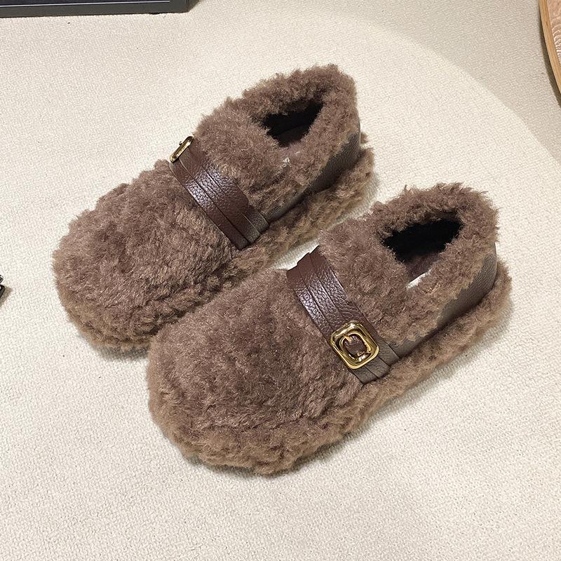 Lamb wool shoes women's outer wear 2025 new autumn and winter one-pedal women's shoes velvet warm beanie shoes gentle cotton shoes