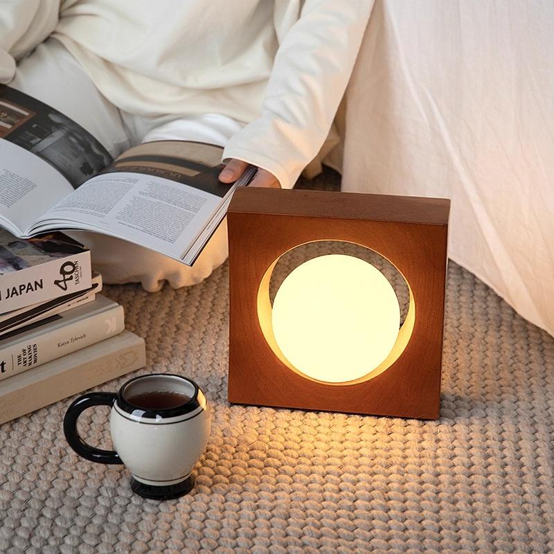 Wood Night Light Morden Art Creative Desk Lamp Minimalist Elegant Small Bedside Lamps Home Beside Desktop Mood Light Decoration
