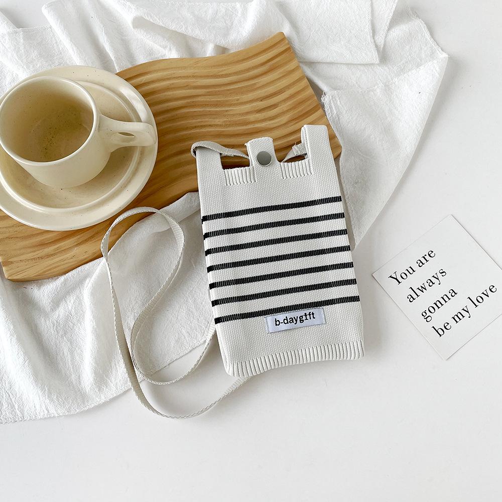 Cute And Sweet Knitted Mobile Phone Bag Shoulder Crossover Handheld Premium Mini Small Bag Mobile Phone Bag