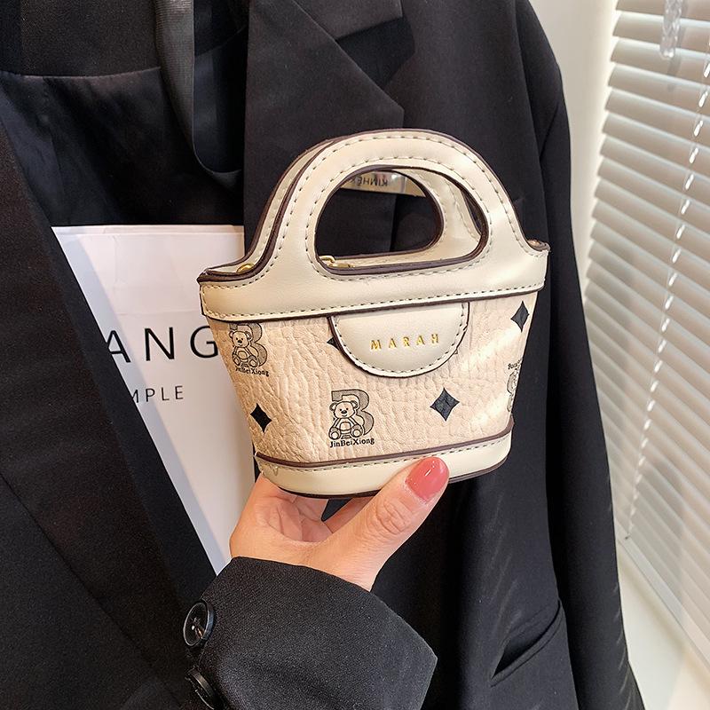 Children's small bag, girls' portable vegetable basket, exquisite mini high-end girl accessories bag