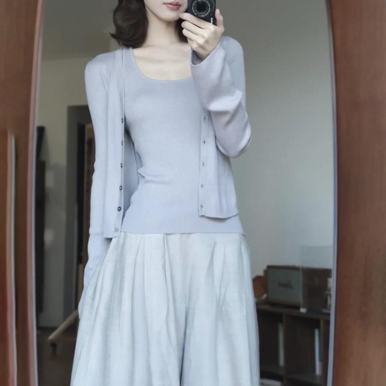 

New Arrival: Women s Purple Design Two-Piece Set - Autumn Long-Sleeve Knit Cardigan & Halter Vest XL