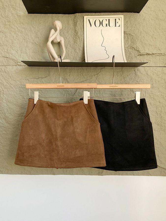 2025 Autumn/Winter Korean Retro Low-Rise Suede Plush Hip-Hugging Skirt for Women