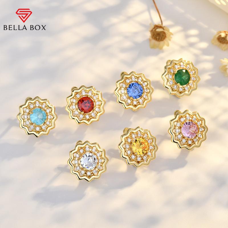 European and American 18K Gold Lace Stud Earrings, Versatile Women's Micro-inlaid Emerald Cutout Pattern Earrings and Earrings