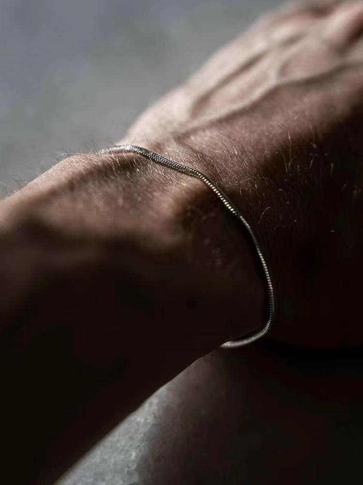 Men Silver Color Stainless Steel Snake Bone Chain Bracelet Simple Thin Chain Bracelet For Women Fashionable Men's Street Jewelry