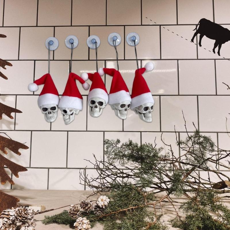 5Pcs Plastic Skeleton Head Halloween Hanging Decoration With Santa Hat For Mantels Door Window Christmas Tree Decoration