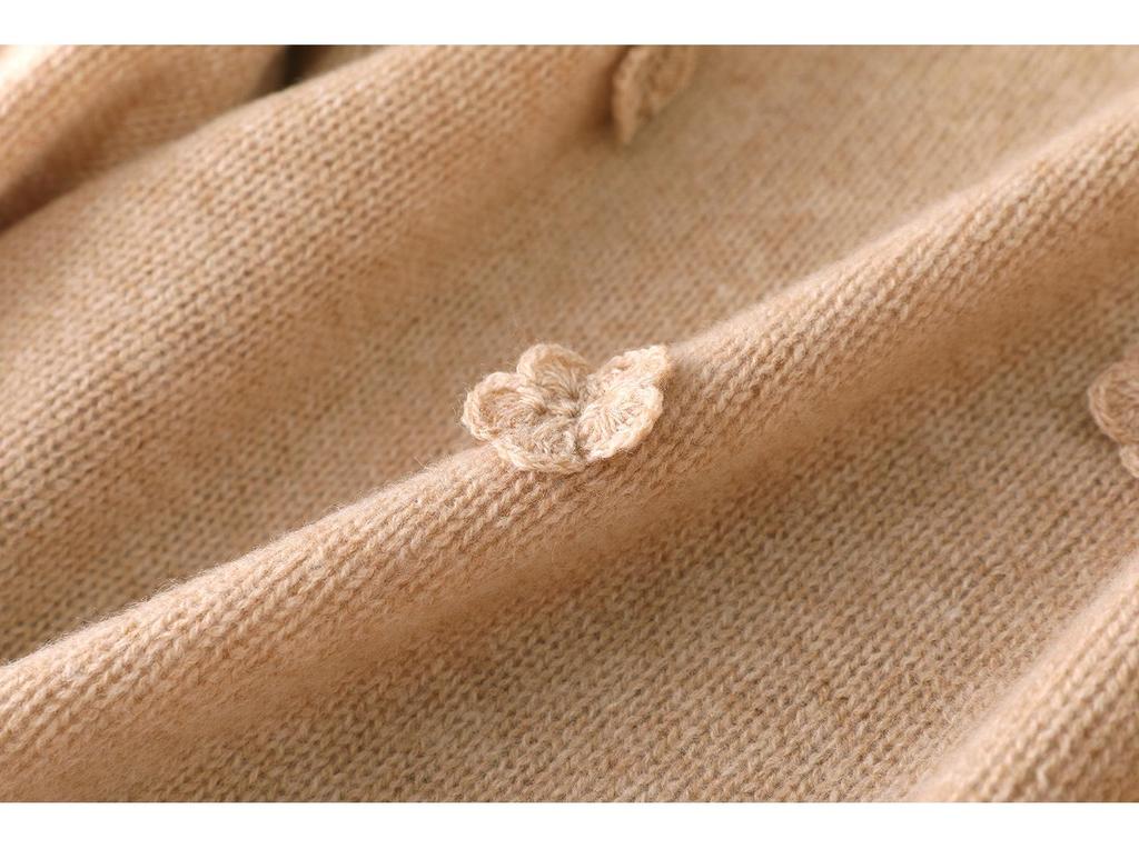 2026 Women's Pure Wool Sweater with 3D Floral Embroidery, Round Neck, Loose Fit, Elegant Knitwear