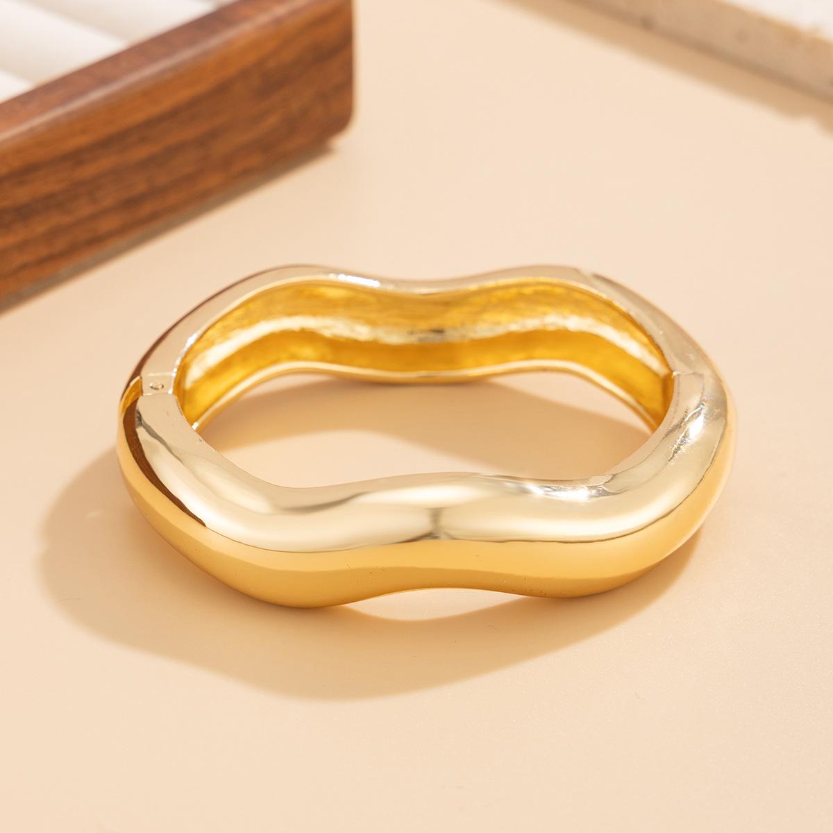 Jewelry Punk Style Alloy Electroplated Geometry Vertical Stripe Exaggerated Large Wide Bangle