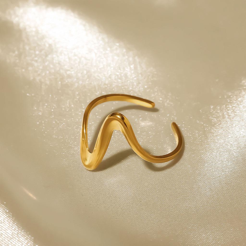 Anello da donna alla moda in 1 pezzo Anello da donna Anello in metallo Anello lucido Anello in metallo Regalo per le vacanze