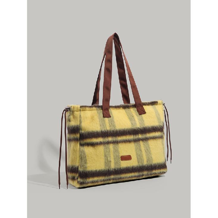 

Retro Large Capacity Woolen Tote Bag Minority All-Match Plaid Commuter Bag Plush Shoulder Bag for Students Class Bag жовтий
