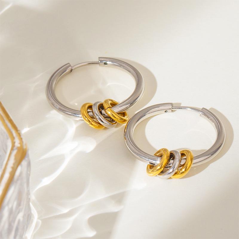 French Versatile 18K Gold Steel Circle Earrings: Non-Fading, Influential Style