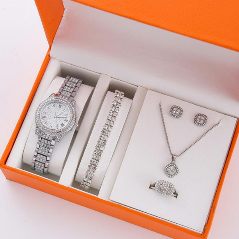 

New Cornucopia Quartz Watch Full Of Diamonds Ladies Decorative Watch Simple Claw Chain Fashion Watch bulk price