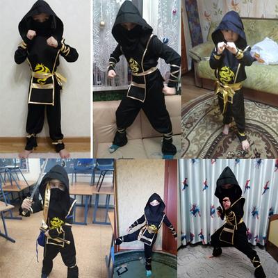 Jongens Ninja Deluxe Kostuum voor Kinderen met Wapenaccessoires Kinderen Kung Fu Outfit Halloween Ideeën Cadeaus met Bajonet Speelgoed