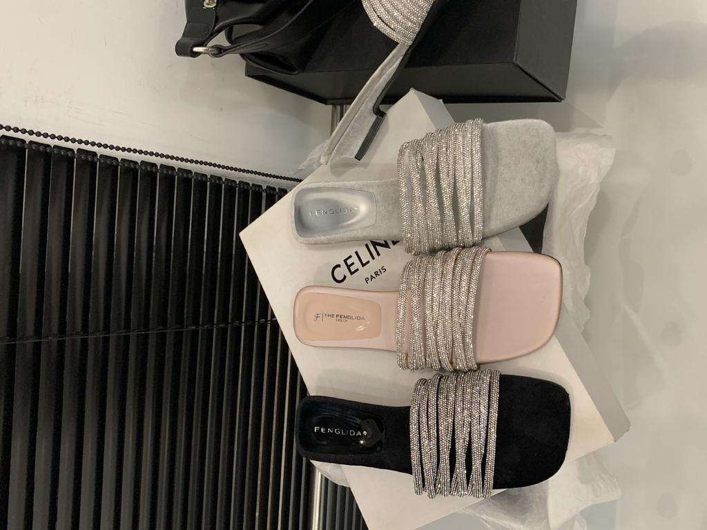 Fashion Word with Slippers Women's Summer Wear 2025 New with Skirt Rhinestone Low Heel Open Toe Sandals