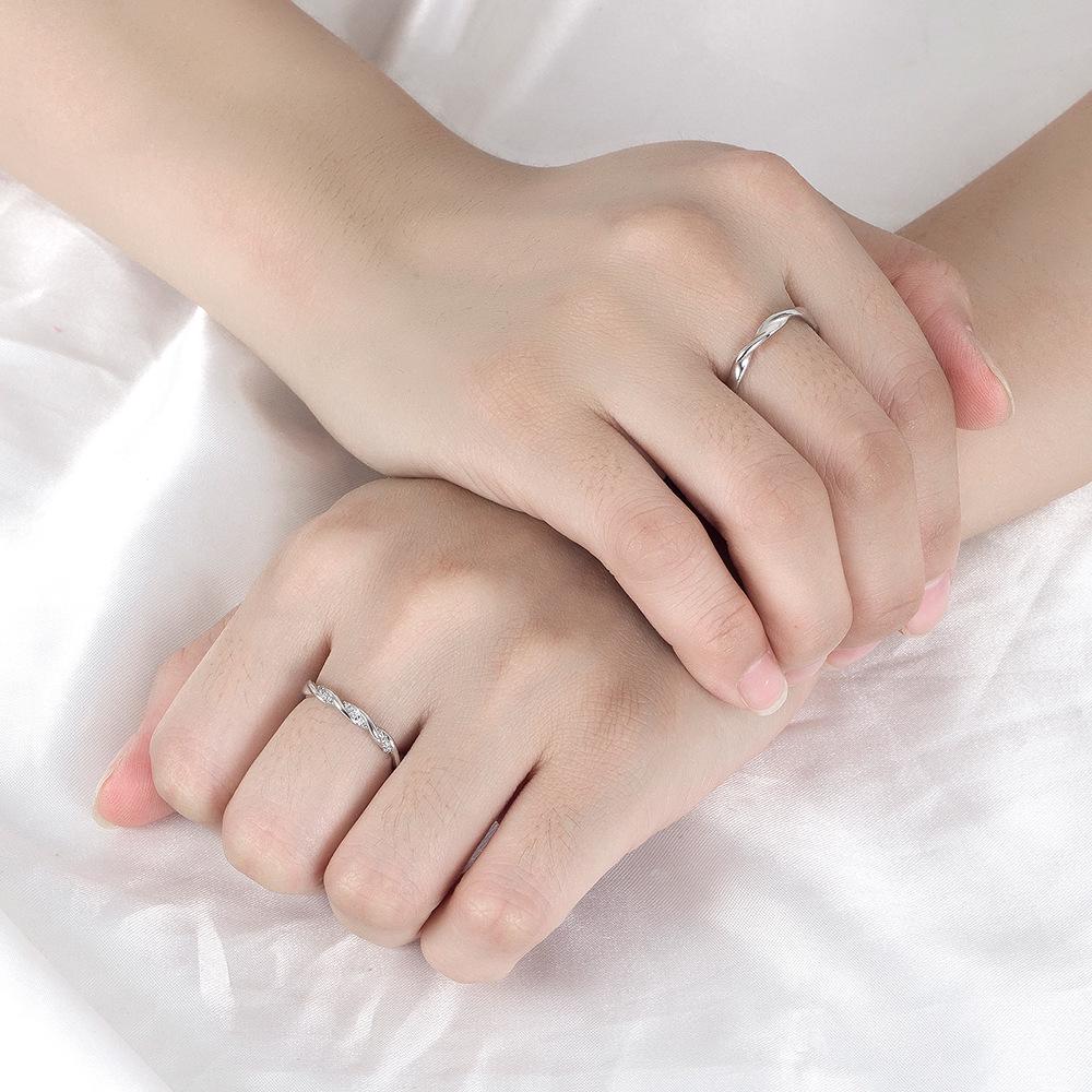Romantic Endless Love Mobius Adjustable Couple Rings Set with Stones