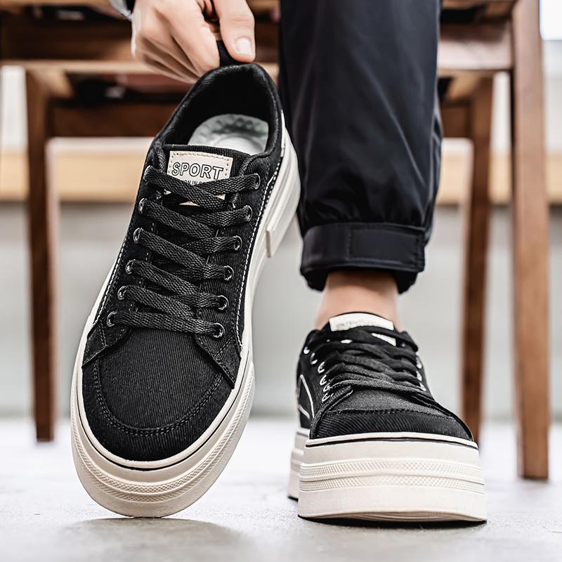 Men’s Blue Sports Shoes Casual Canvas Shoes Street Style Running Sneakers Students Over Sized Black Skateboard Shoes