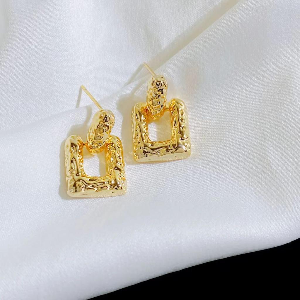 Summer small fresh green square earrings, annual temperament design, sensual stud earrings, earrings
