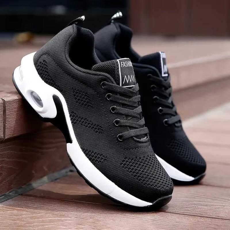 Women' Mesh Running Shoes Are Lightweight Breathable Stylish and Designed As Luxury Brand Outdoor Running Walking Training Shoes